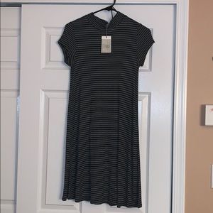 Stripped short sleeve dress